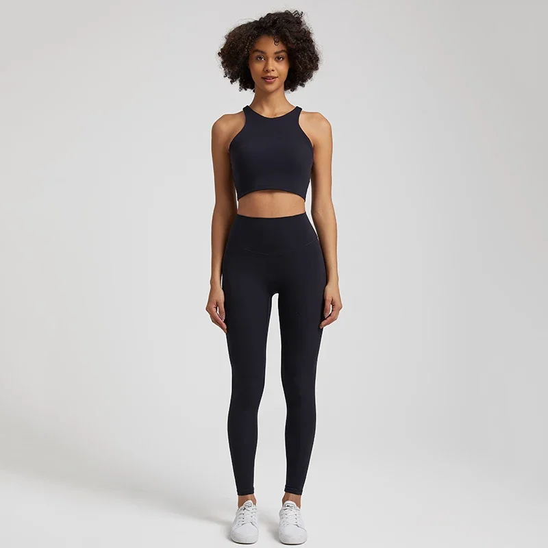 طقم يوغا من قطعتين للنساء - الصورة 4